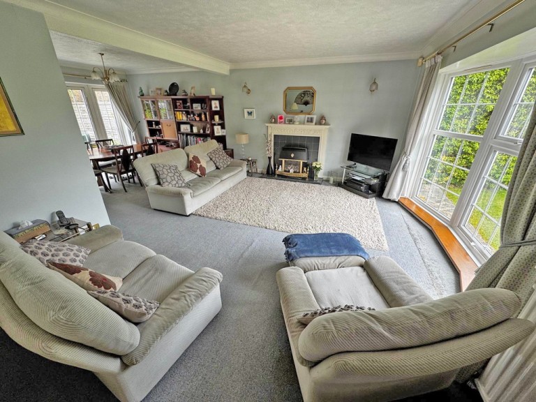 Images for The Street, Shoreham-by-Sea EAID:89f271acd853ec3835ef79995e2ac892 BID:2