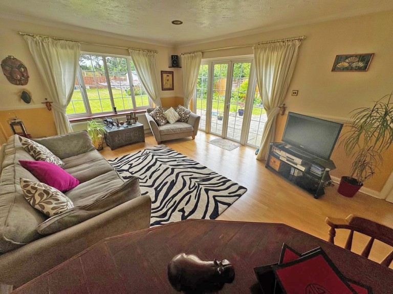 Images for The Street, Shoreham-by-Sea EAID:89f271acd853ec3835ef79995e2ac892 BID:2