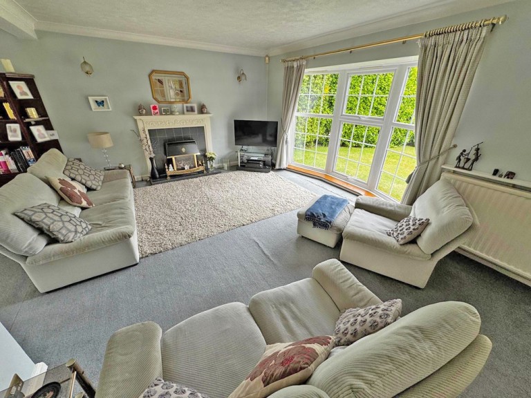 Images for The Street, Shoreham-by-Sea EAID:89f271acd853ec3835ef79995e2ac892 BID:2