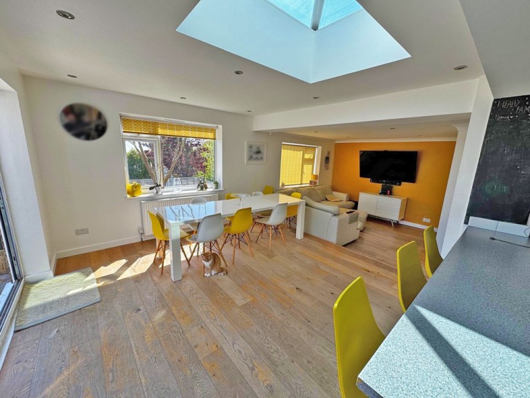 Images for Slonk Hill Road, Shoreham-by-Sea EAID:89f271acd853ec3835ef79995e2ac892 BID:2