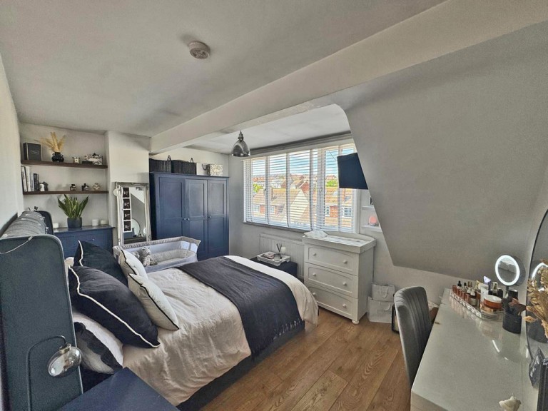 Images for Graham Crescent, Portslade EAID:89f271acd853ec3835ef79995e2ac892 BID:1