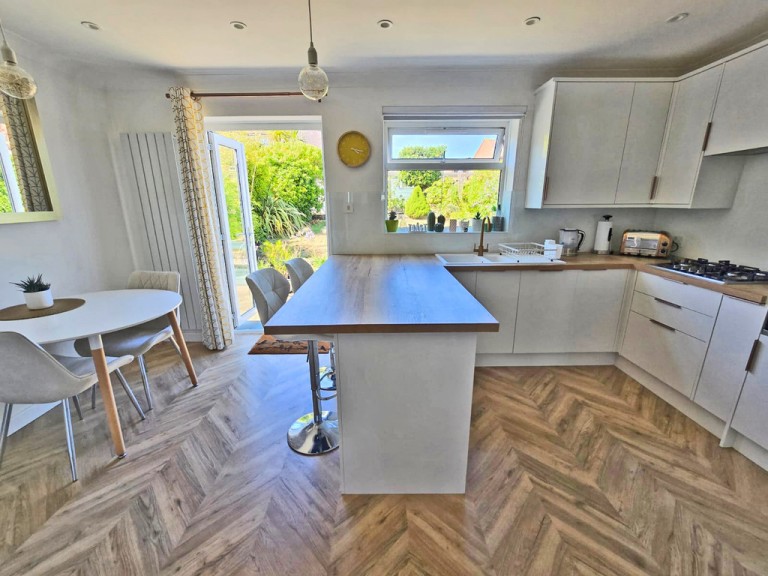 Images for Holmbush Way, Southwick EAID:89f271acd853ec3835ef79995e2ac892 BID:1