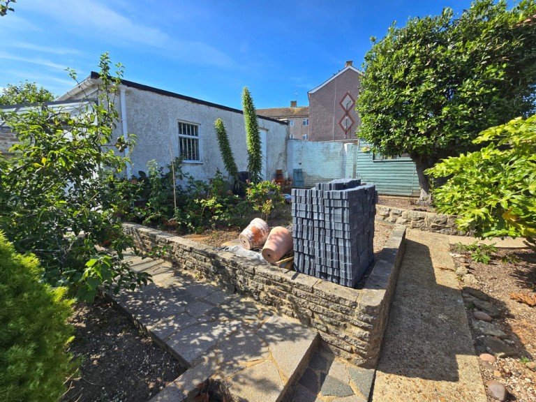 Images for Holmbush Way, Southwick EAID:89f271acd853ec3835ef79995e2ac892 BID:1