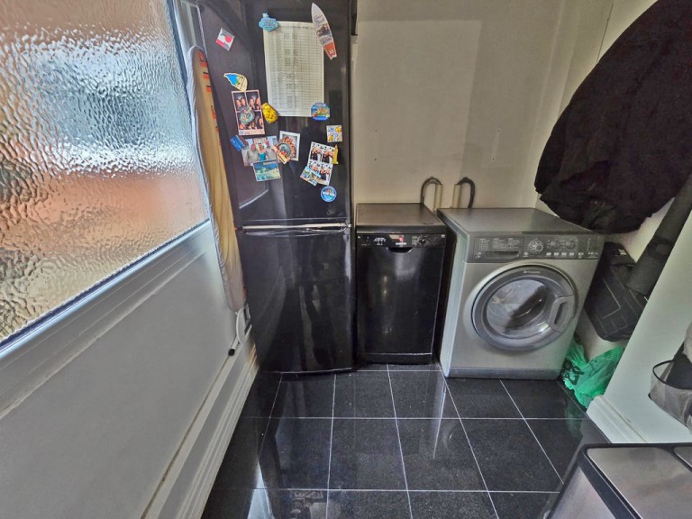 Images for Meadway Court, Southwick EAID:89f271acd853ec3835ef79995e2ac892 BID:1