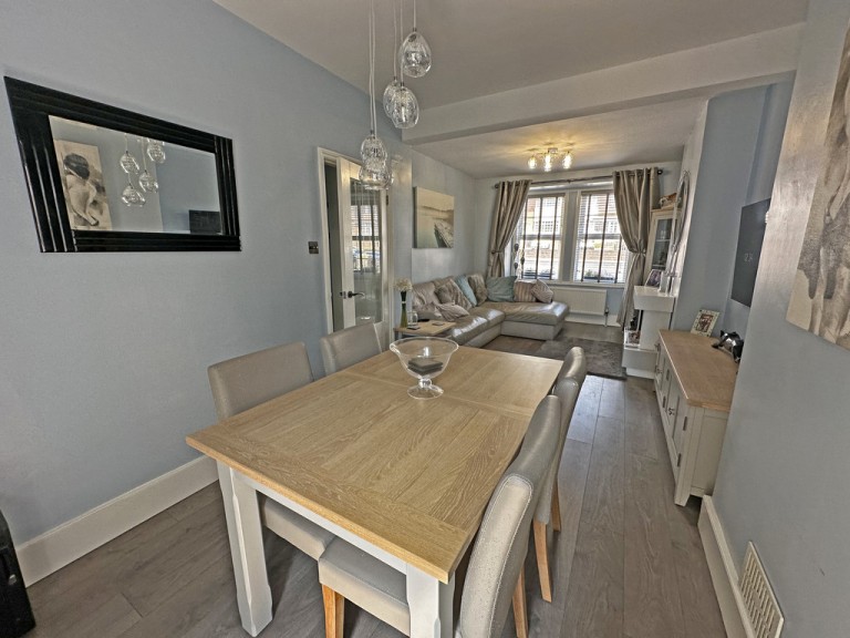 Images for Old Shoreham Road, Southwick EAID:89f271acd853ec3835ef79995e2ac892 BID:1