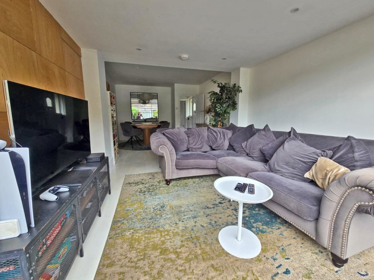 Images for Victoria Road, Southwick EAID:89f271acd853ec3835ef79995e2ac892 BID:1